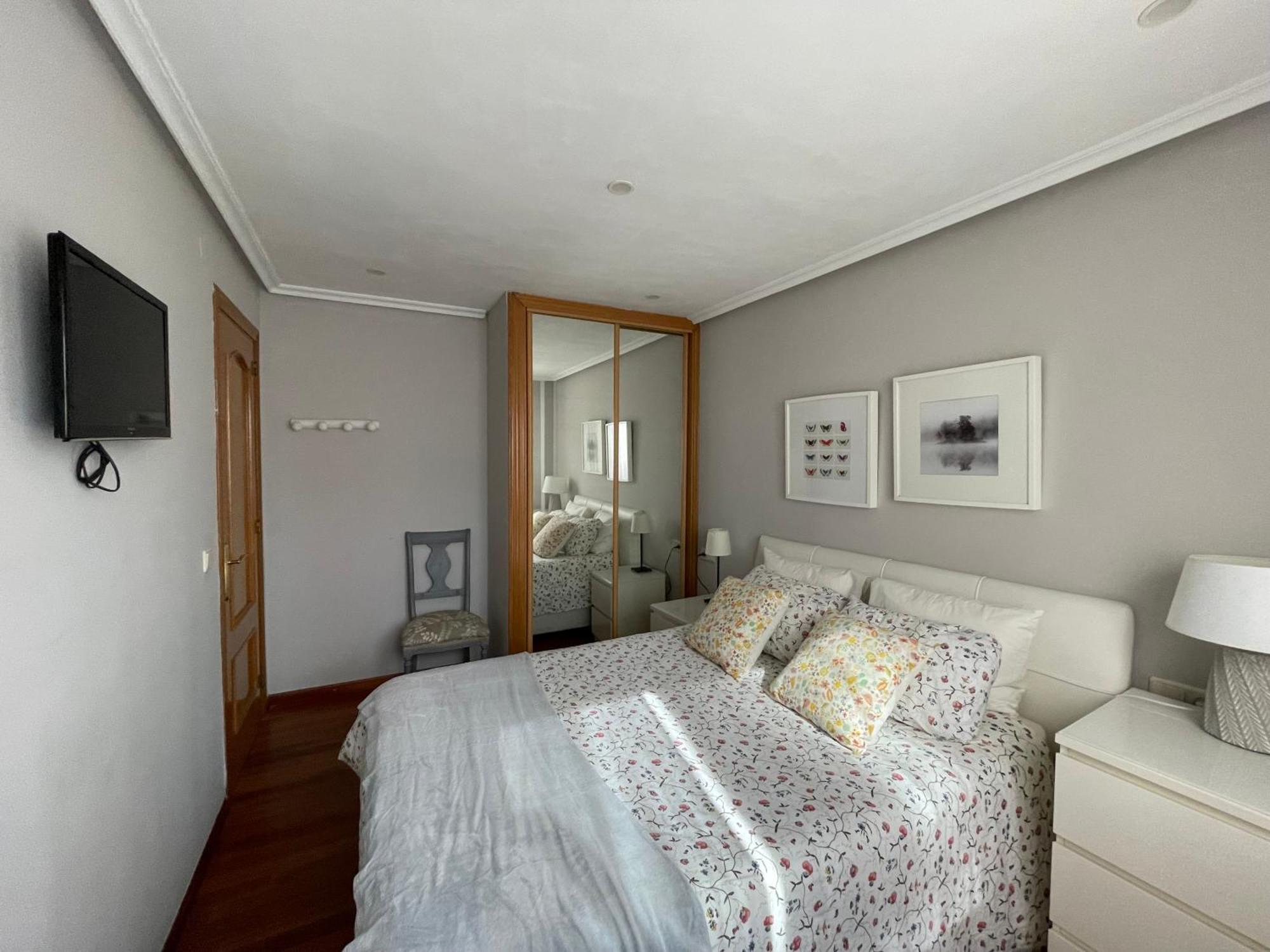 Apartamento De Toro Llanes Luaran gambar